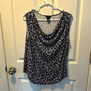 Ann Taylor. Blouse. Size large.